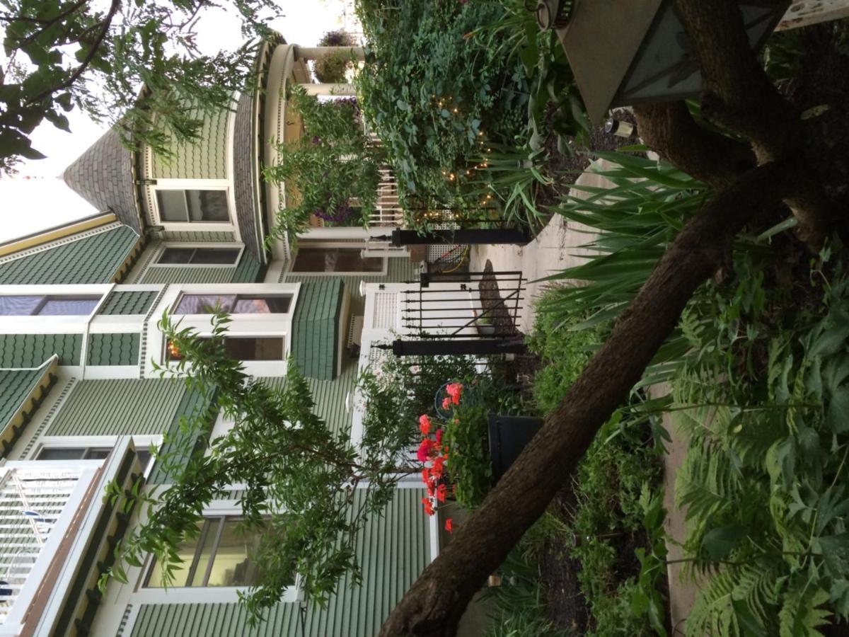 The Ginkgo Tree Bed & Breakfast Mount Pleasant Exterior photo