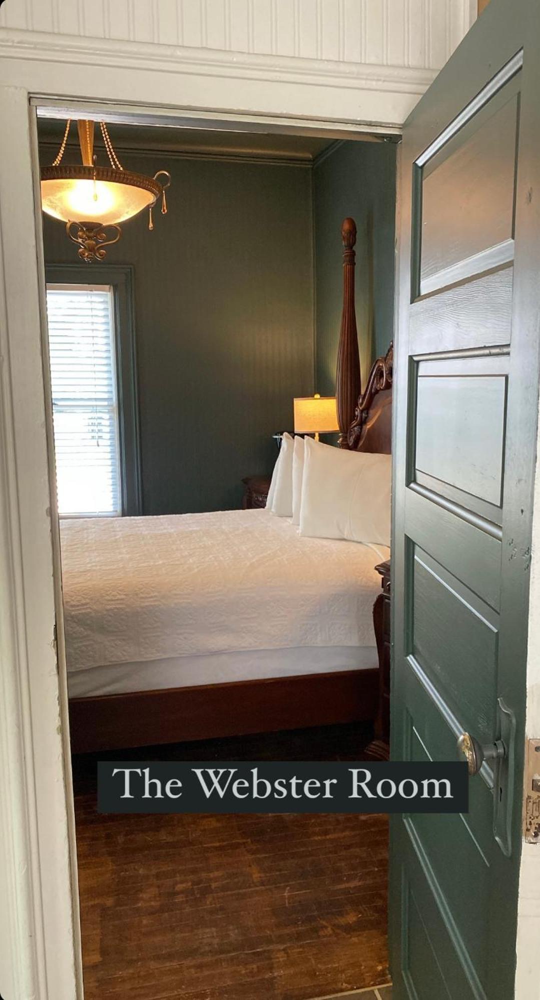 The Ginkgo Tree Bed & Breakfast Mount Pleasant Exterior photo
